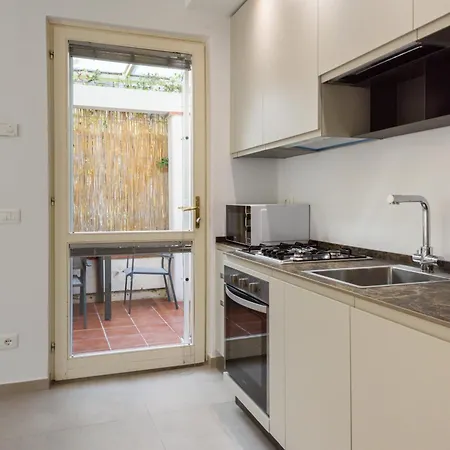 公寓 Golden Luxe - New Style In Dei Marmi Private Parking 马尔米堡