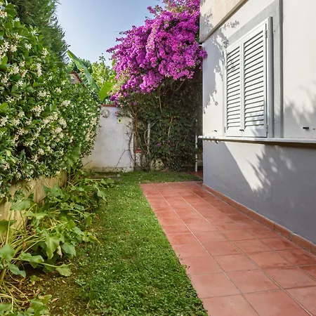 Golden Luxe - New Style In Dei Marmi Private Parking *