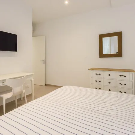 Golden Luxe - New Style In Dei Marmi Private Parking Apartamento Forte dei Marmi