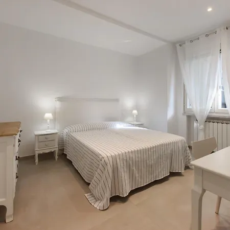 Golden Luxe - New Style In Dei Marmi Private Parking Apartamento Forte dei Marmi