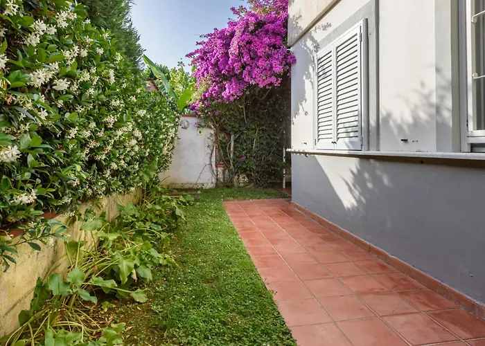 Golden Luxe - New Style In Dei Marmi Private Parking *