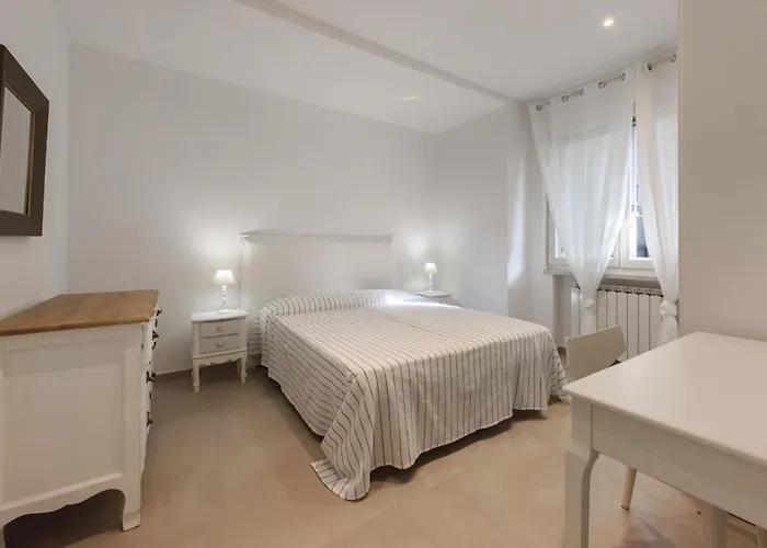 Golden Luxe - New Style In Dei Marmi Private Parking 아파트 포르데데이마르미